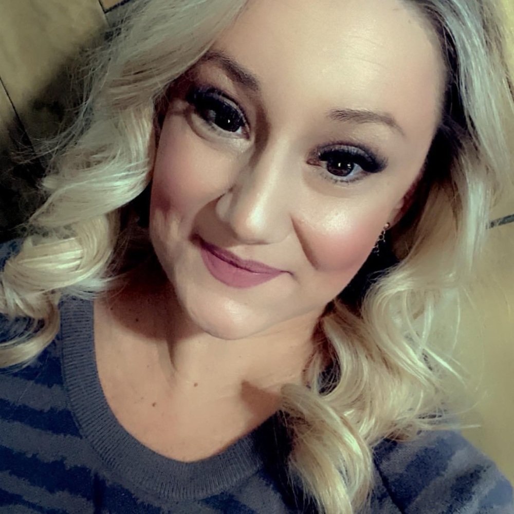 Meet your Posher, Candice